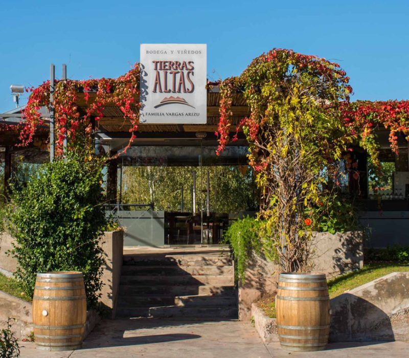 Bodega-Tierras-Altastop (1)